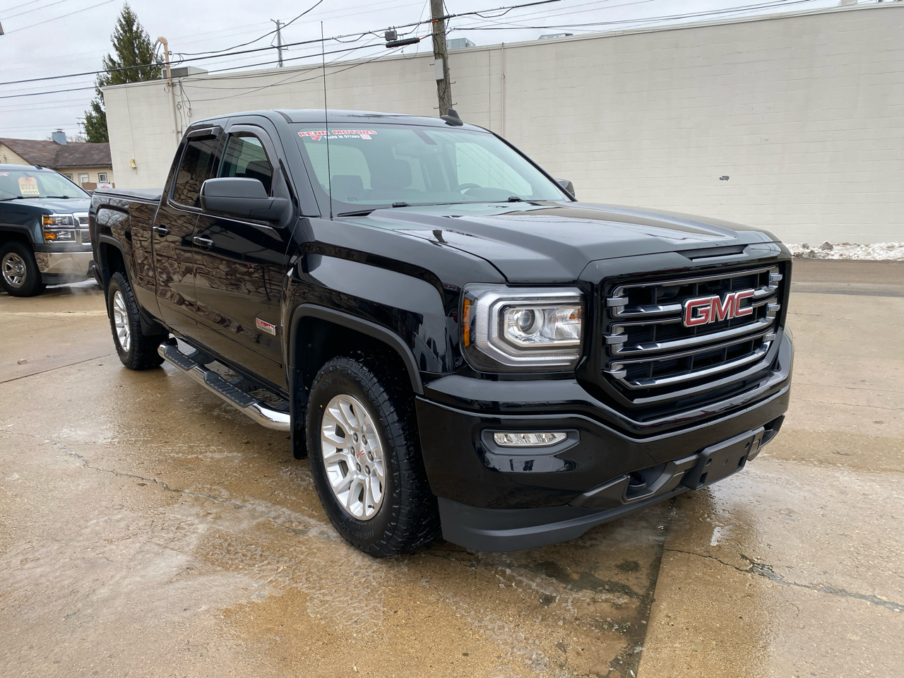 GMC Sierra 1500 4WD Double Cab 143.5" SLT 2018