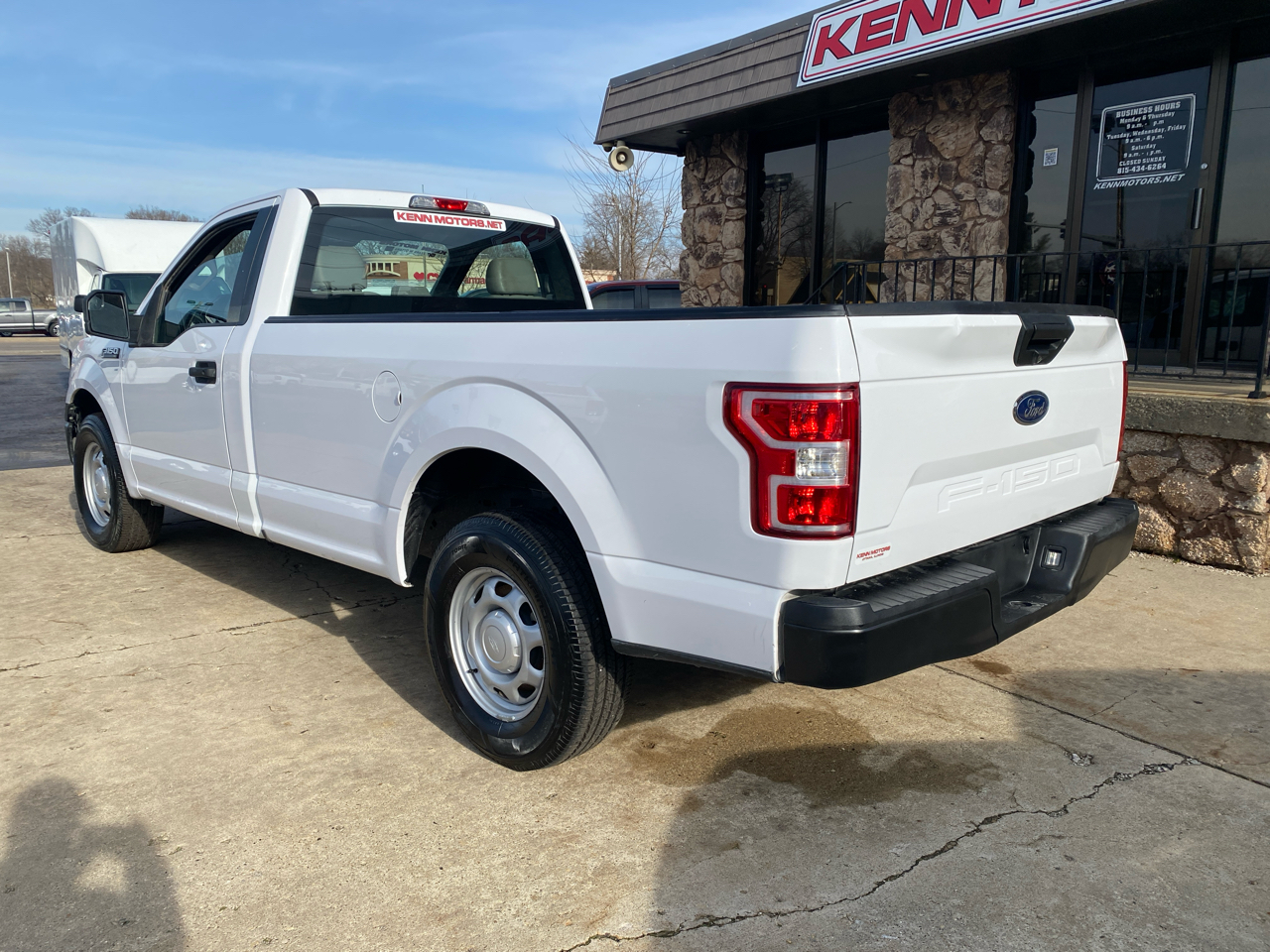Ford F-150 2WD Reg Cab 145" XL 2018