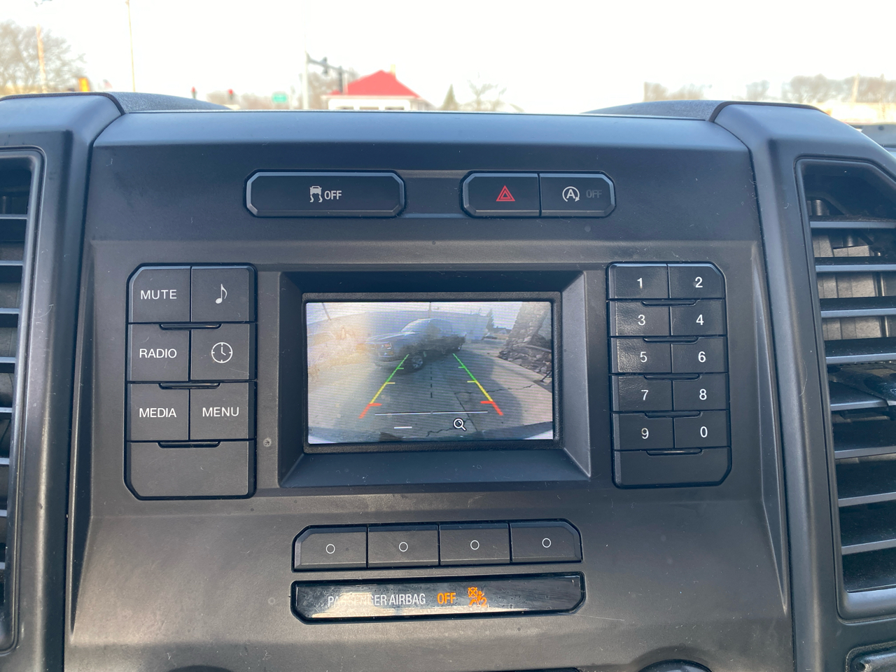 Ford F-150 2WD Reg Cab 145" XL 2018