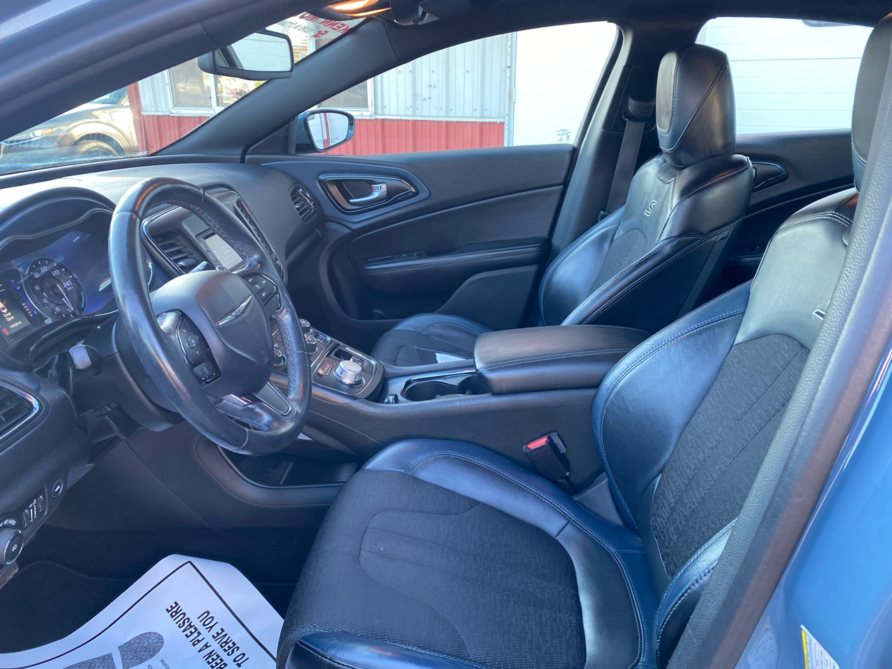 Chrysler 200 4dr Sdn S FWD 2015