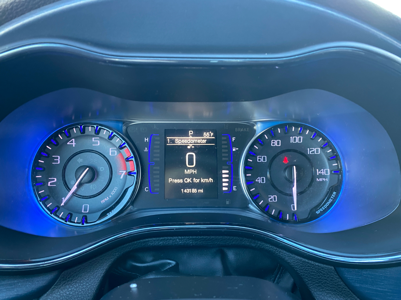 Chrysler 200 4dr Sdn S FWD 2015