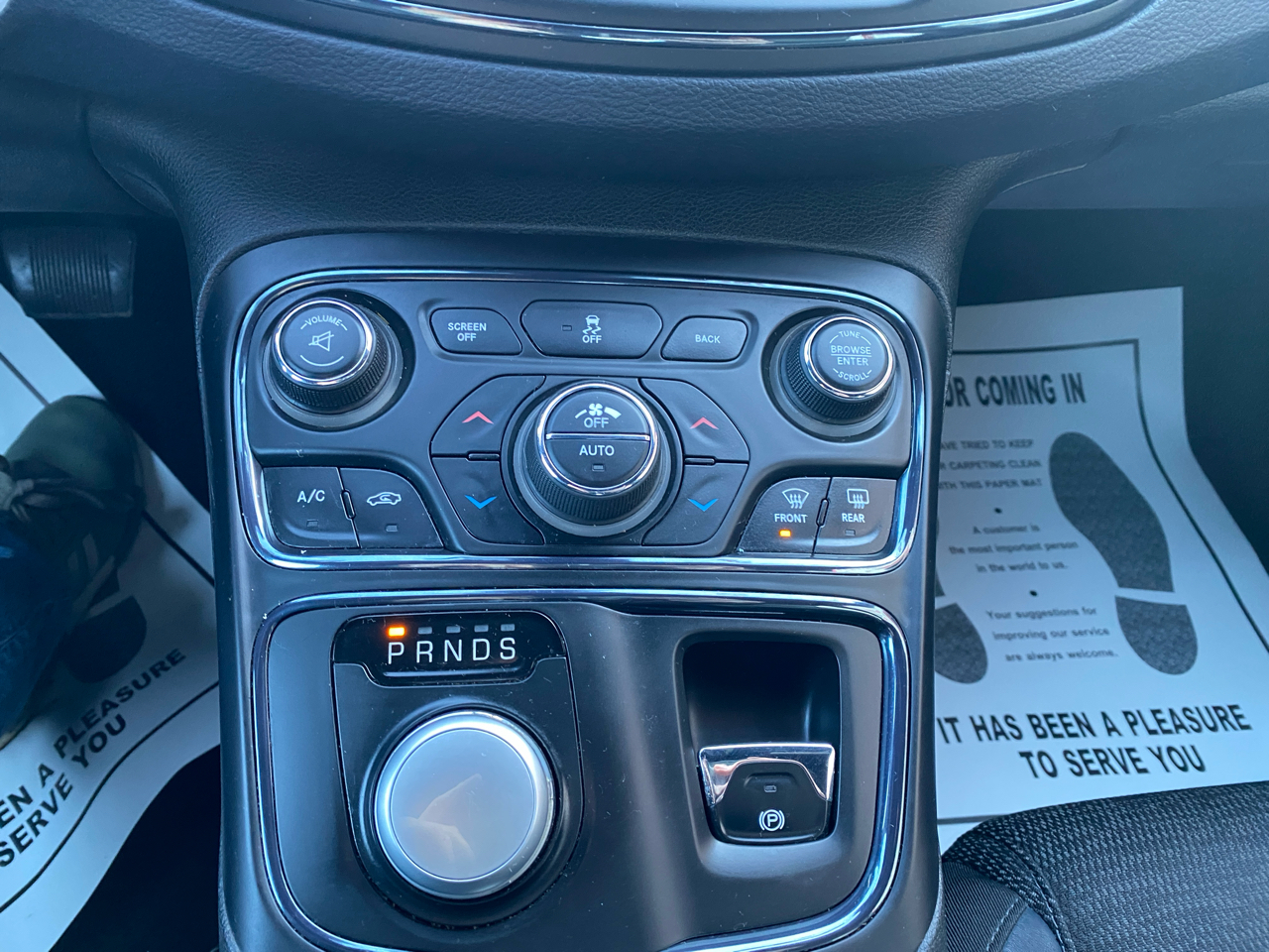 Chrysler 200 4dr Sdn S FWD 2015