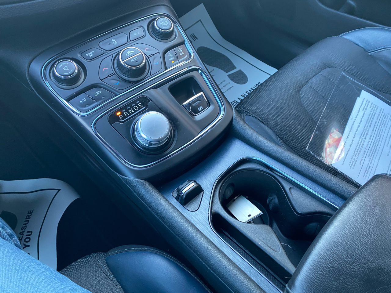 Chrysler 200 4dr Sdn S FWD 2015