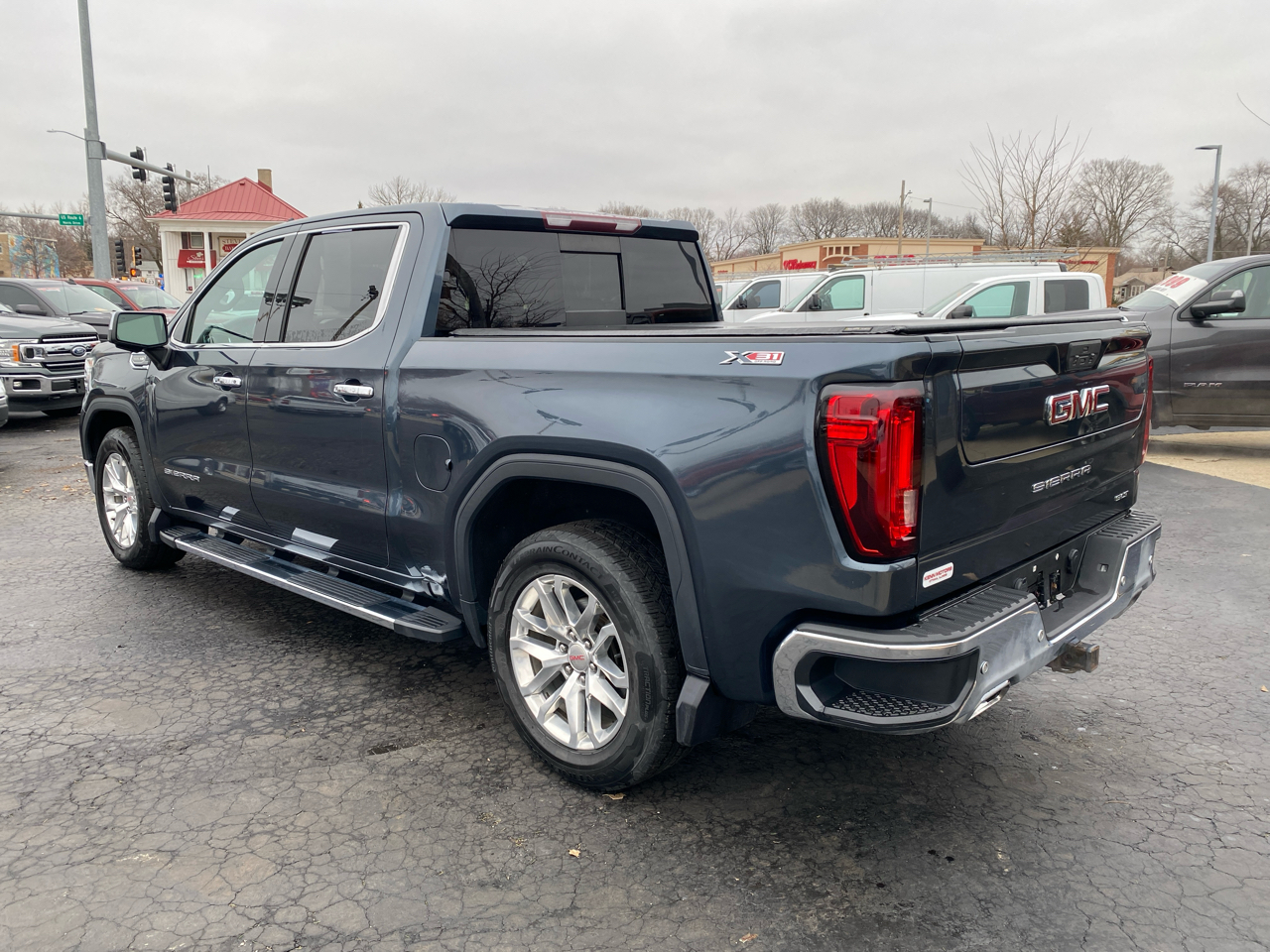 GMC Sierra 1500 4WD Crew Cab 147" SLT 2020
