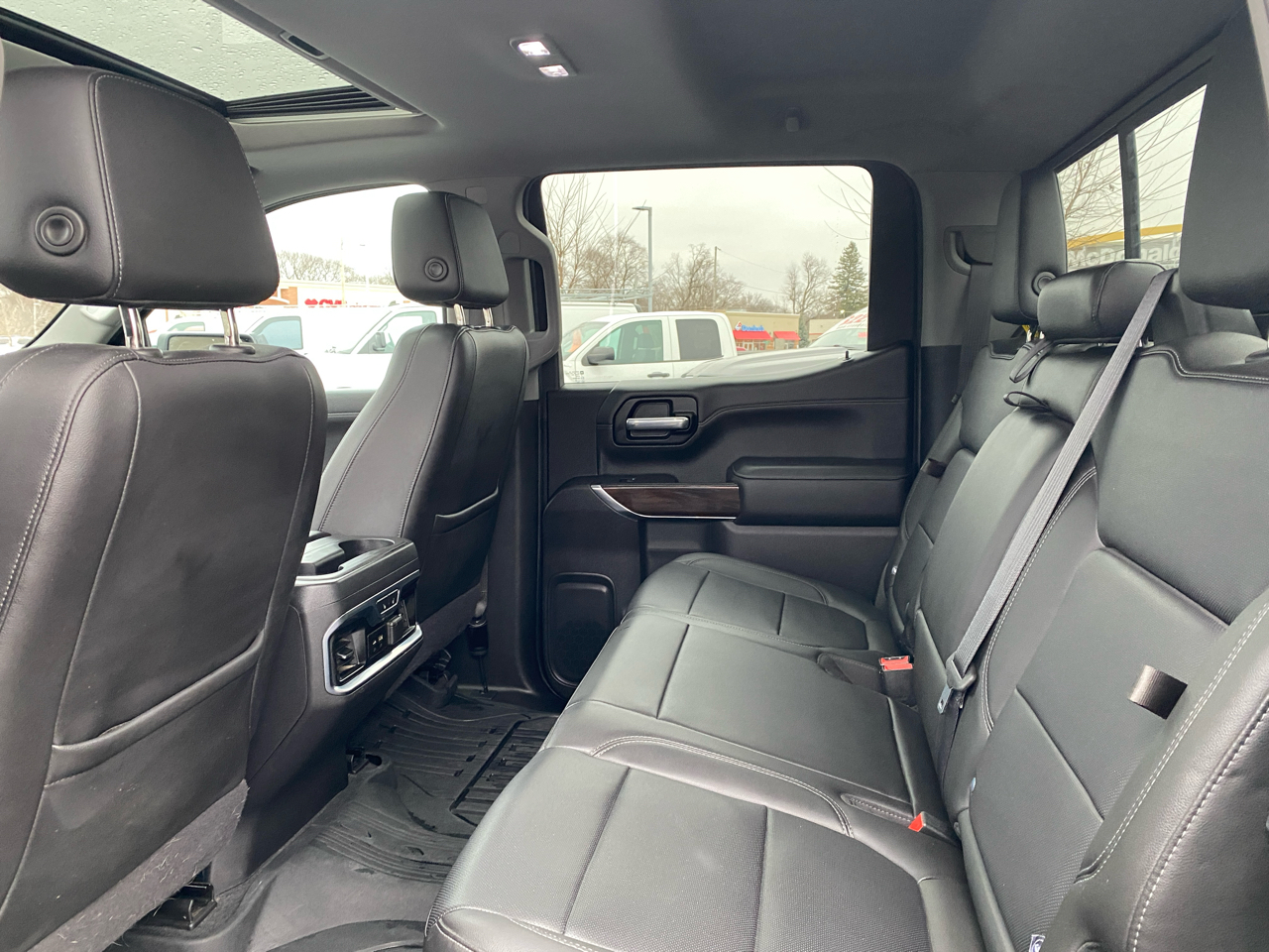 GMC Sierra 1500 4WD Crew Cab 147" SLT 2020