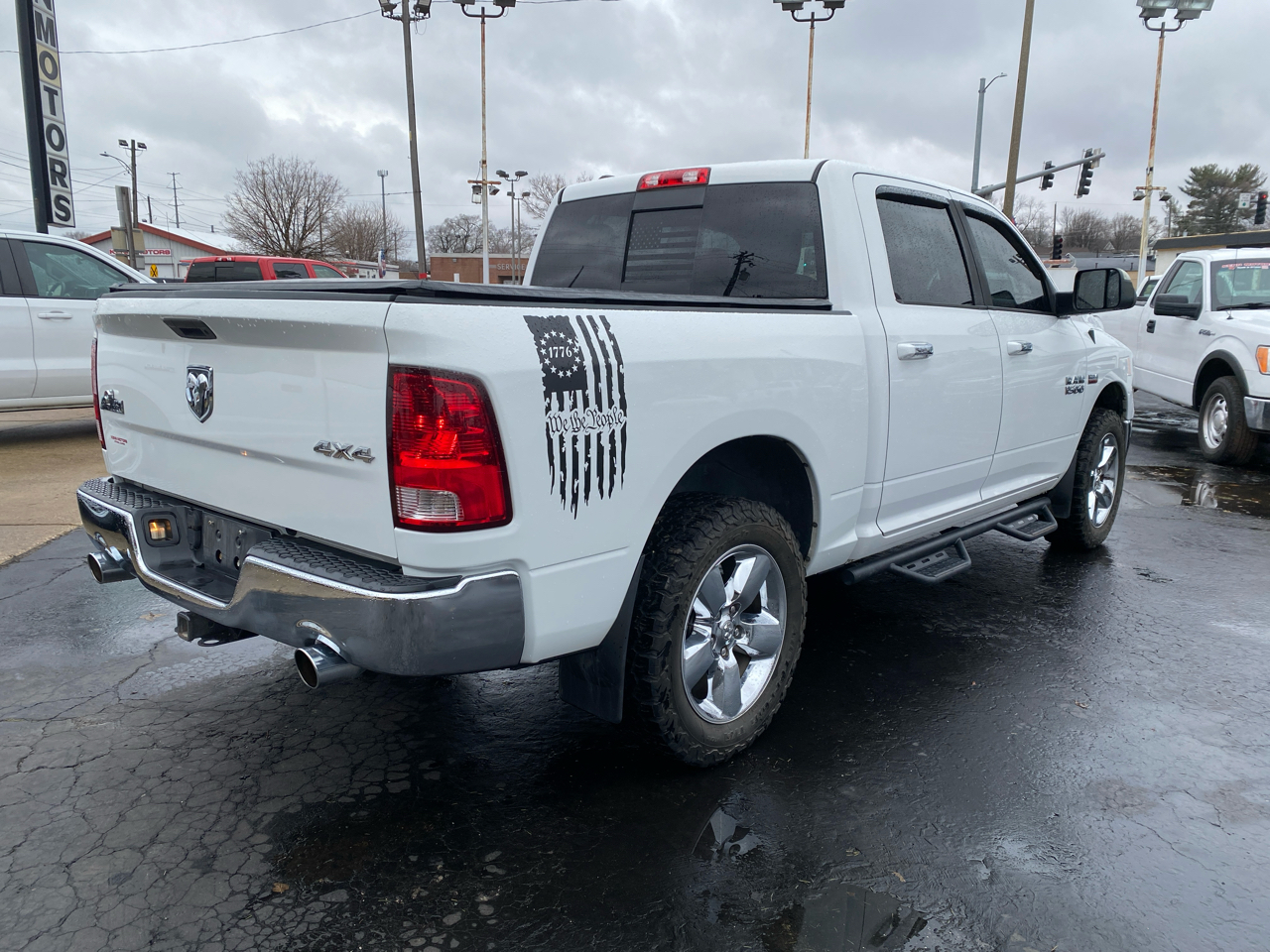 RAM 1500 4WD Crew Cab 140.5" Big Horn 2014