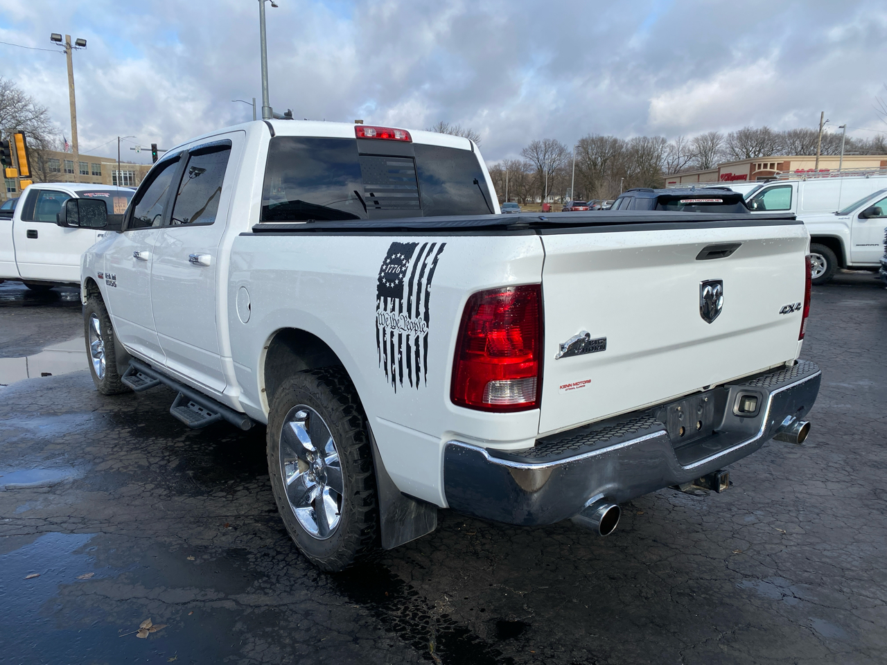 RAM 1500 4WD Crew Cab 140.5" Big Horn 2014