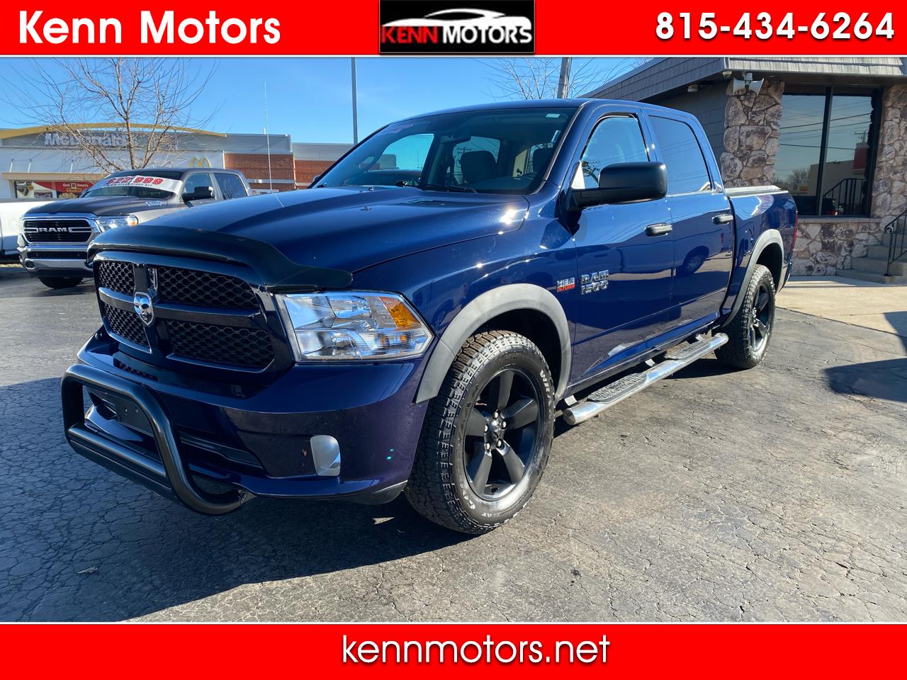 RAM 1500 4WD Crew Cab 140.5" Express 2014