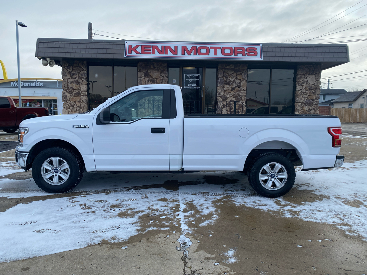 Ford F-150 2WD Reg Cab 141" XL 2018