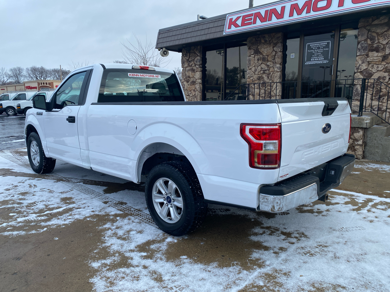 Ford F-150 2WD Reg Cab 141" XL 2018