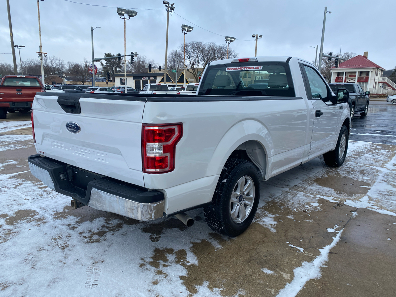Ford F-150 2WD Reg Cab 141" XL 2018