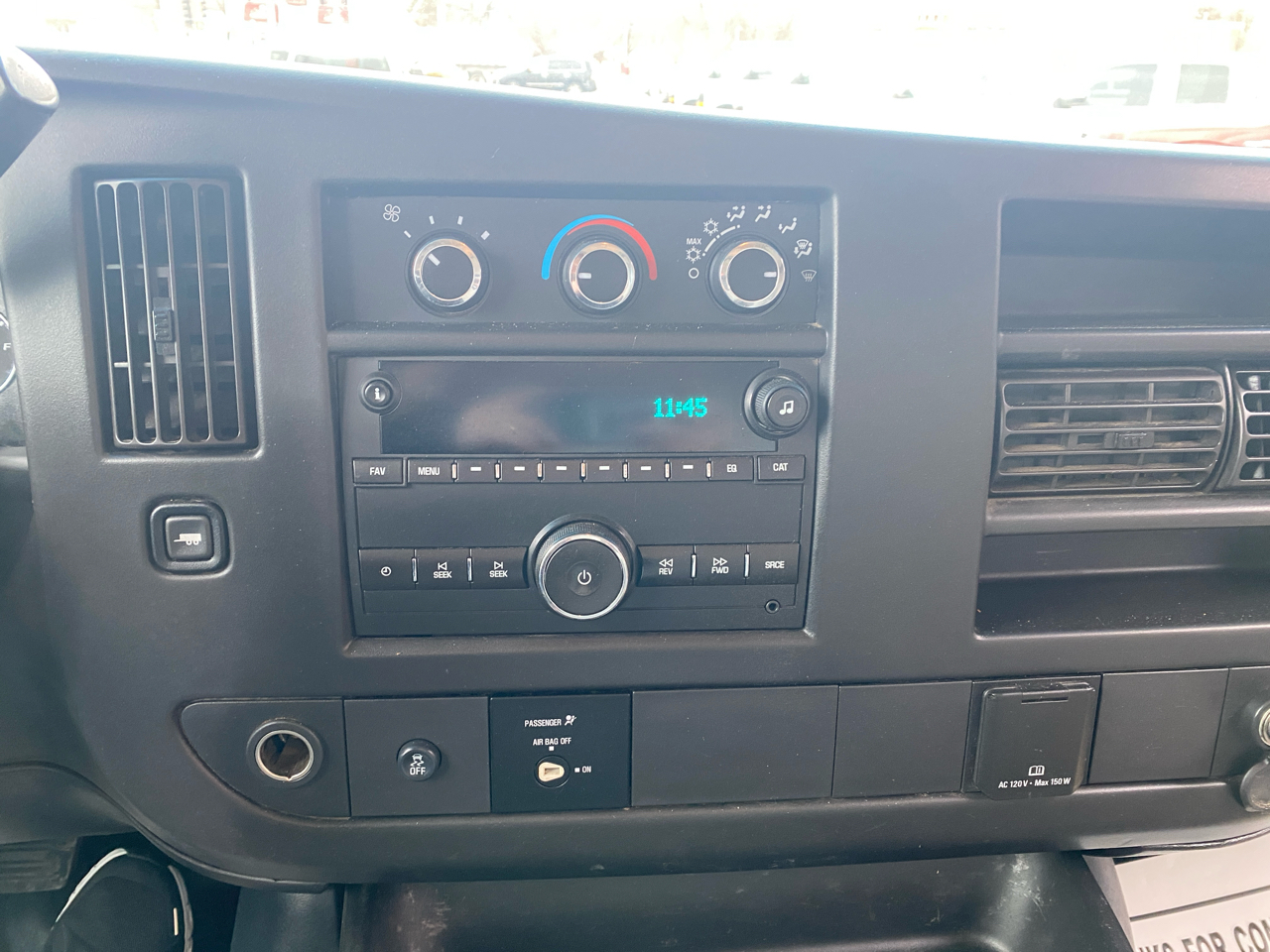 Chevrolet Express Commercial Cutaway 3500 Van 139" 2017