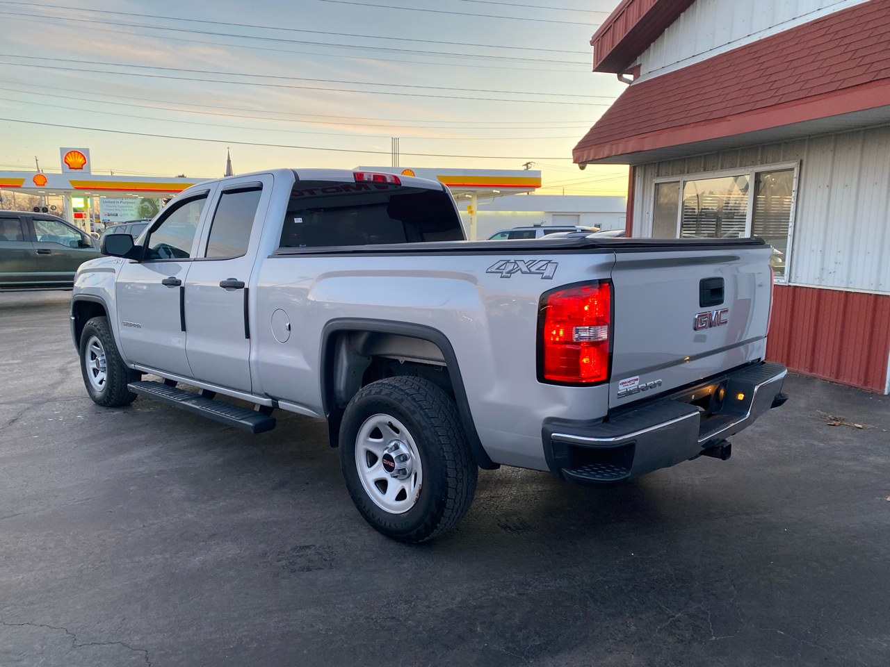 GMC Sierra 1500 4WD Double Cab 143.5" 2017