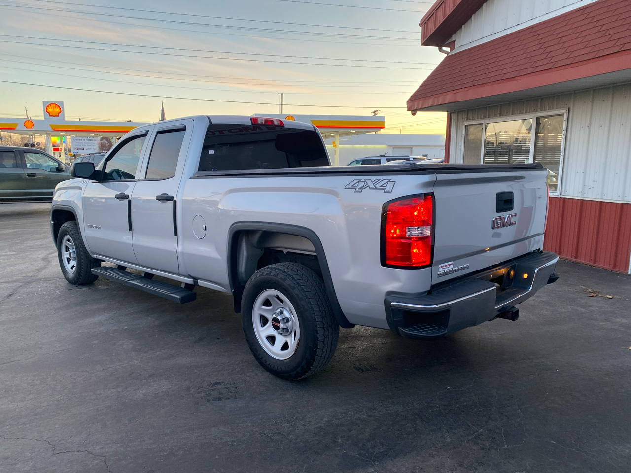 GMC Sierra 1500 4WD Double Cab 143.5" 2017