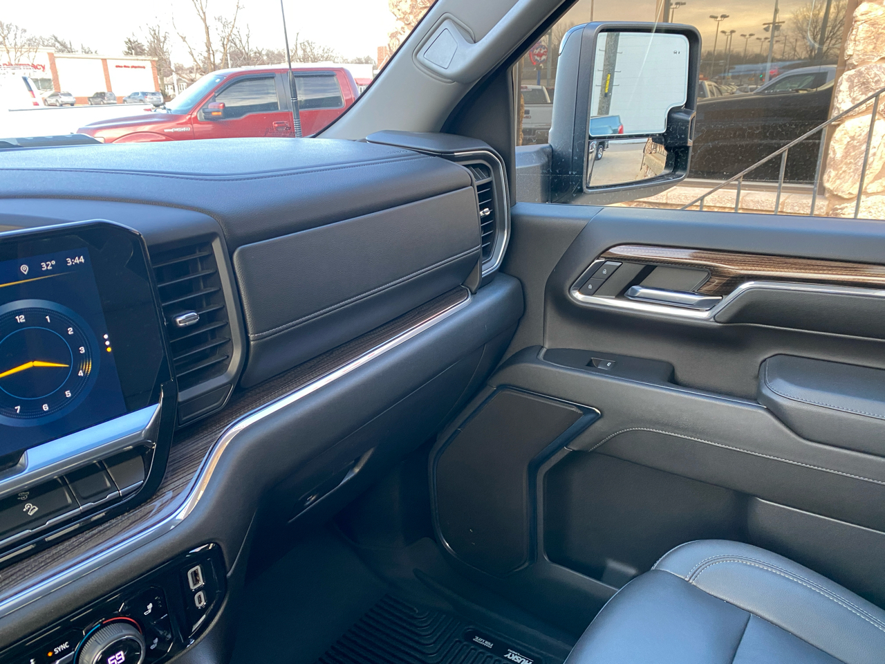 Chevrolet Silverado 2500HD 4WD Crew Cab 159" LT 2024