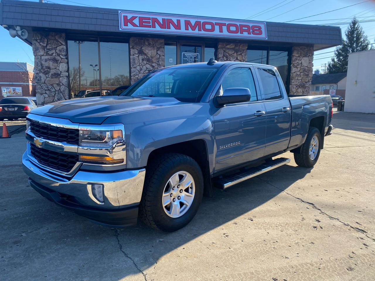 Chevrolet Silverado 1500 4WD Double Cab 143.5" LT w/1LT 2016