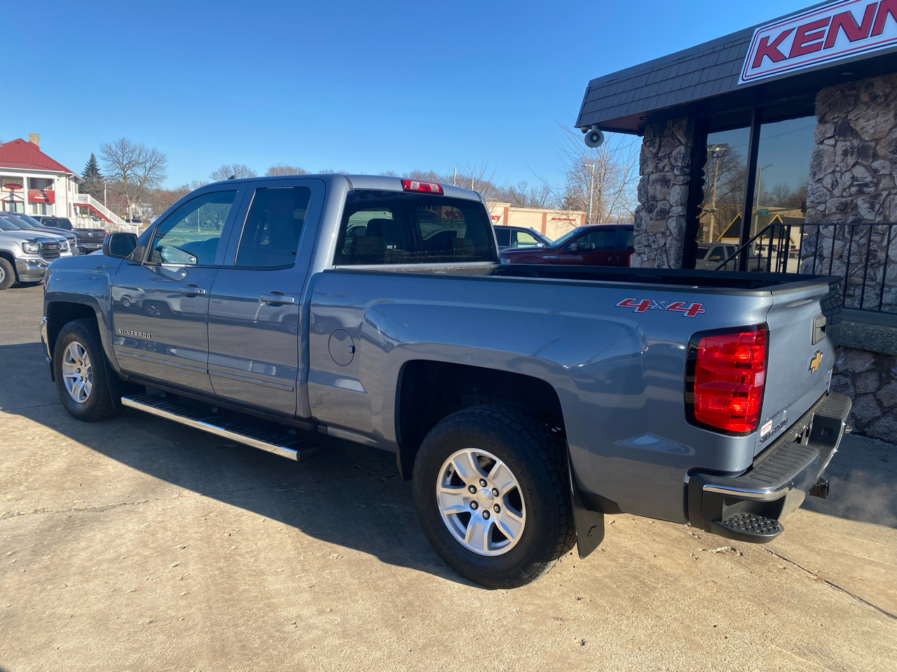 Chevrolet Silverado 1500 4WD Double Cab 143.5" LT w/1LT 2016
