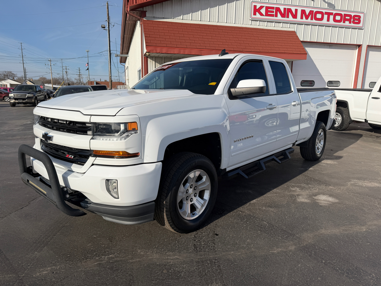 Chevrolet Silverado 1500 4WD Double Cab 143.5" LT w/2LT 2017