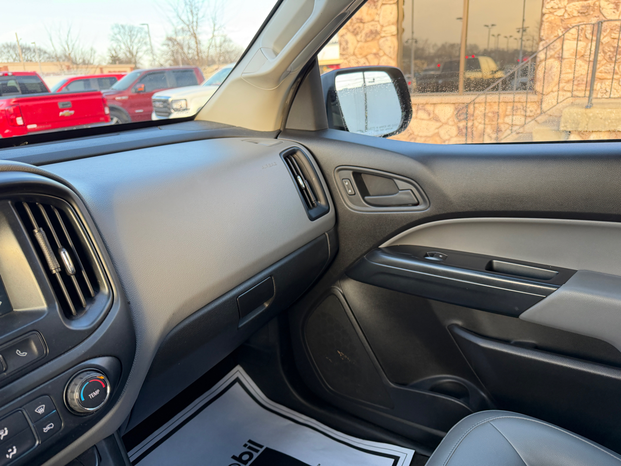 Chevrolet Colorado 4WD Crew Cab 128.3" Work Truck 2018