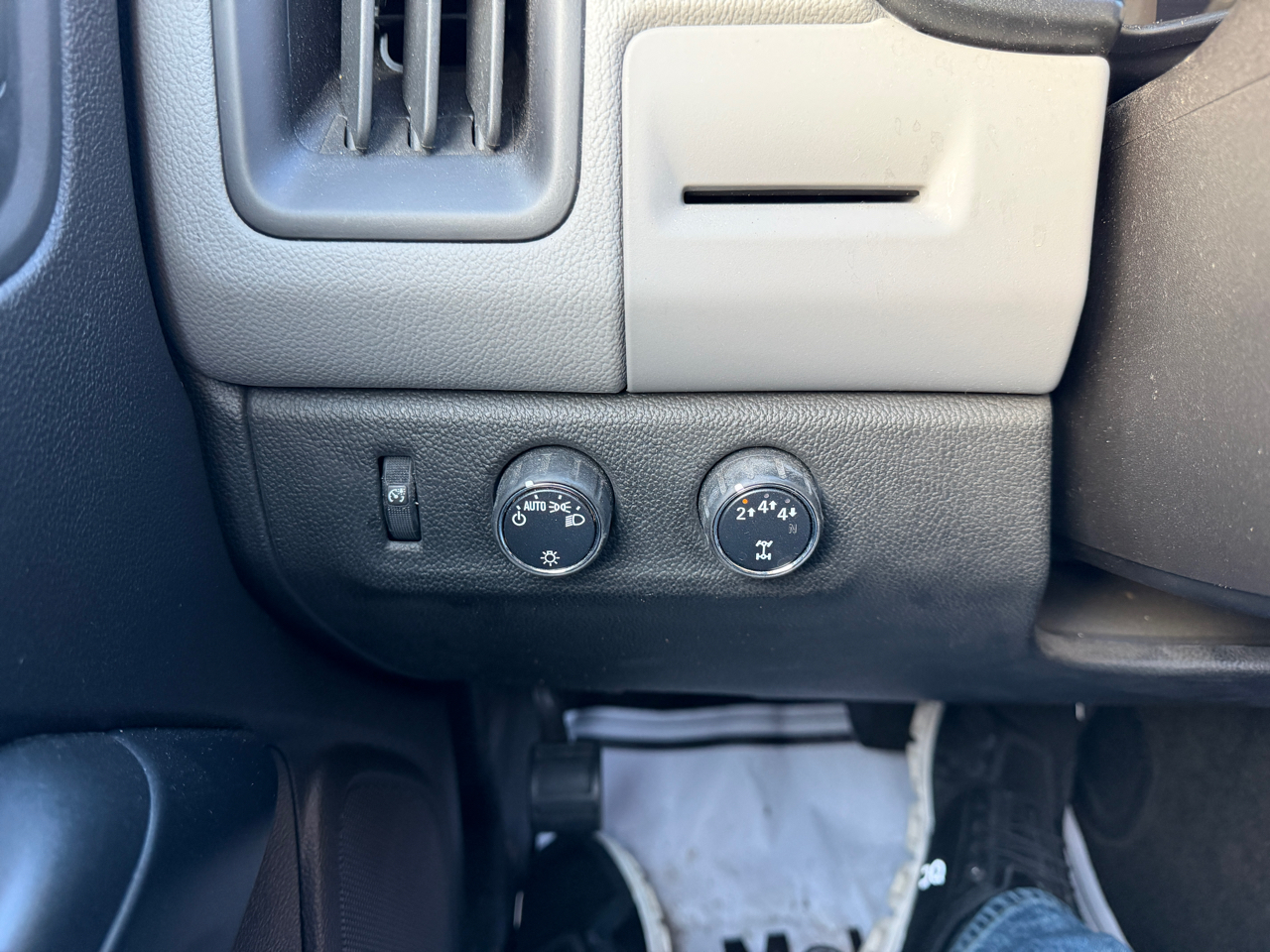 Chevrolet Colorado 4WD Crew Cab 128.3" Work Truck 2018