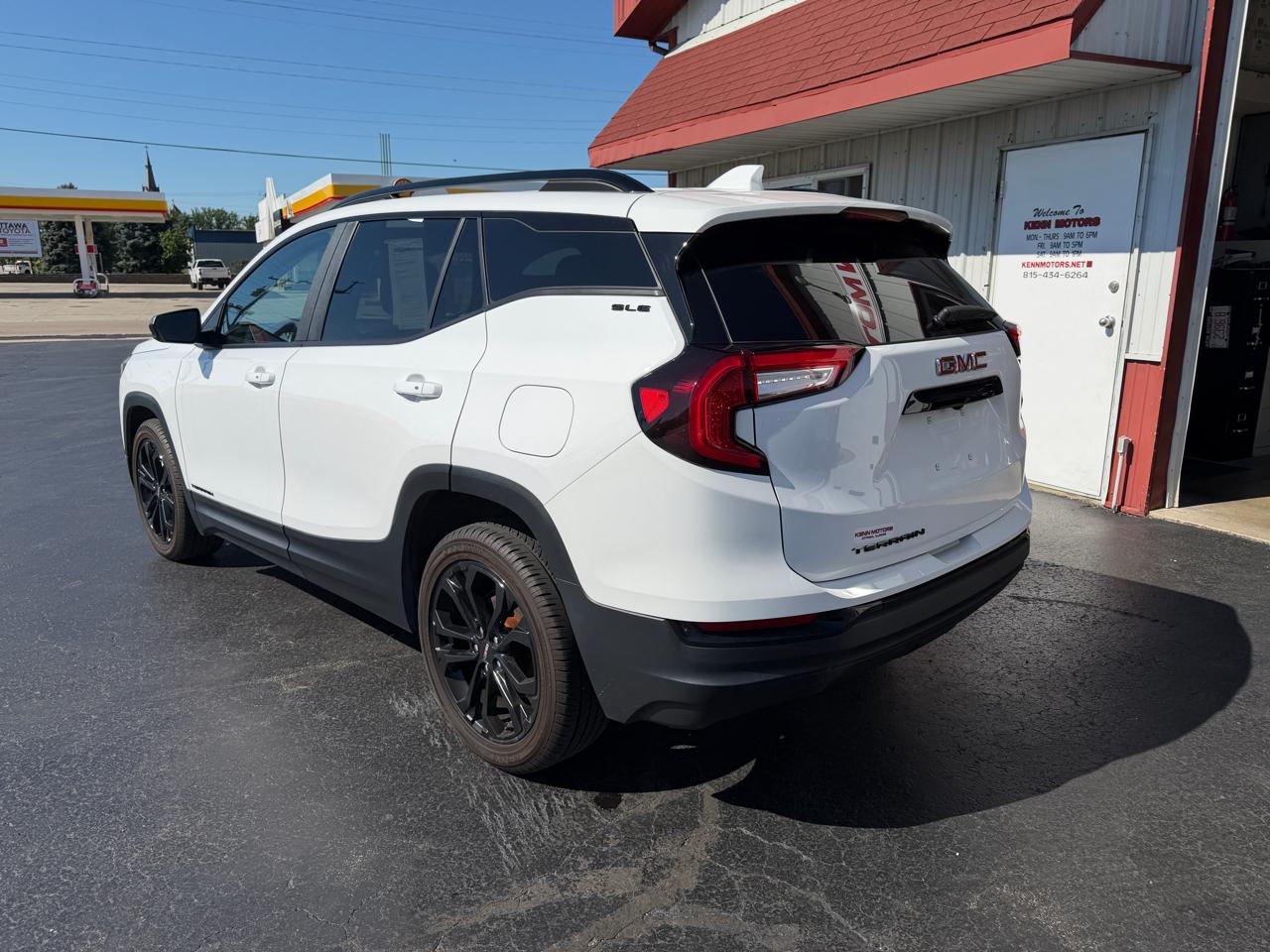 GMC Terrain FWD 4dr SLE 2022