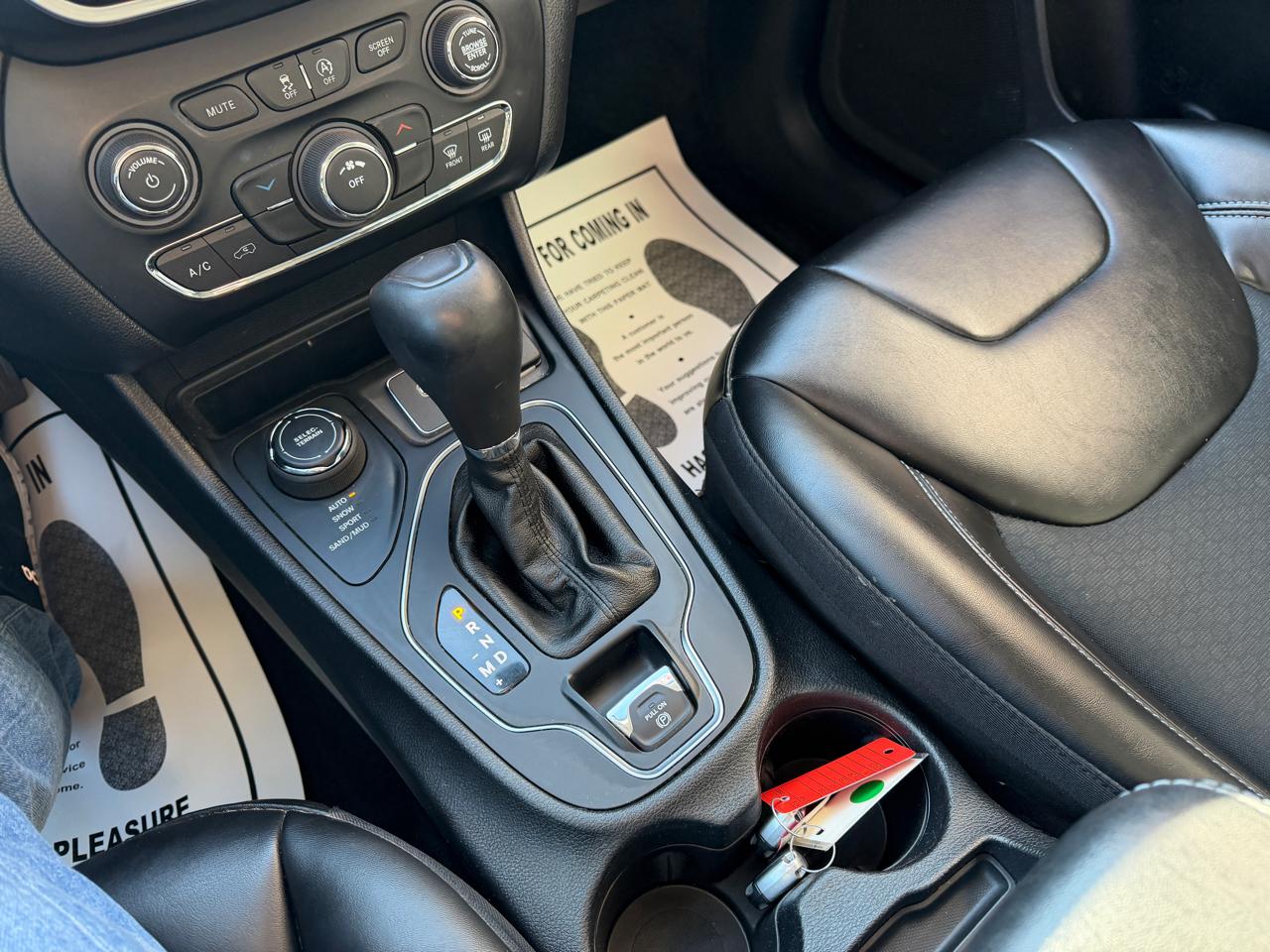 Jeep Cherokee Latitude Plus 4x4 2020