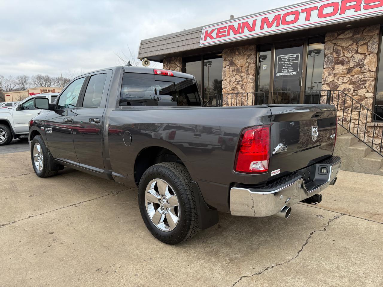 RAM 1500 4WD Quad Cab 140.5" Big Horn 2015