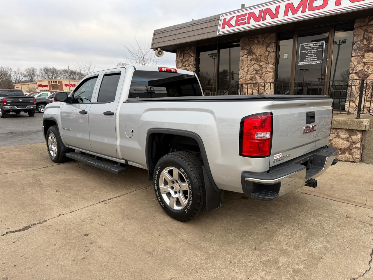 GMC Sierra 1500 4WD Double Cab 143.5" 2017
