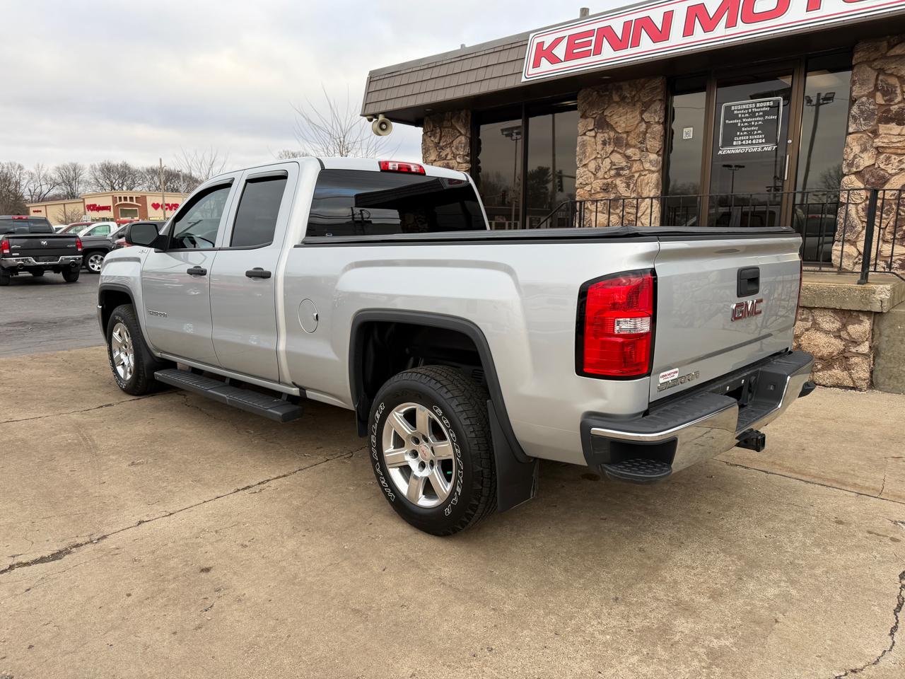 GMC Sierra 1500 4WD Double Cab 143.5" 2017