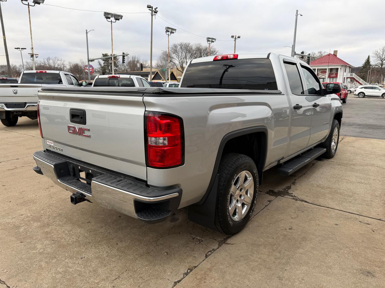 GMC Sierra 1500 4WD Double Cab 143.5" 2017