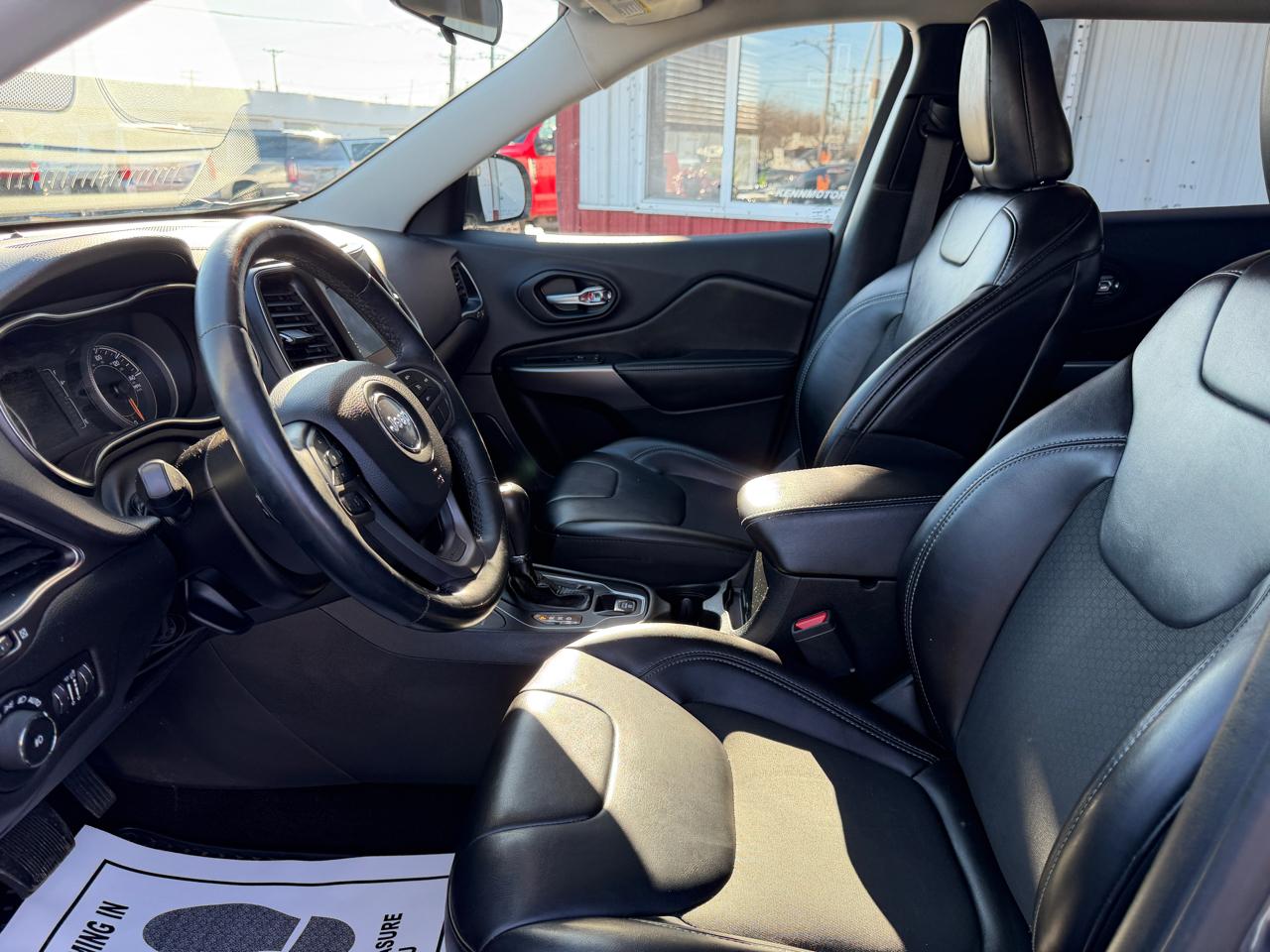 Jeep Cherokee Latitude Plus 4x4 2019