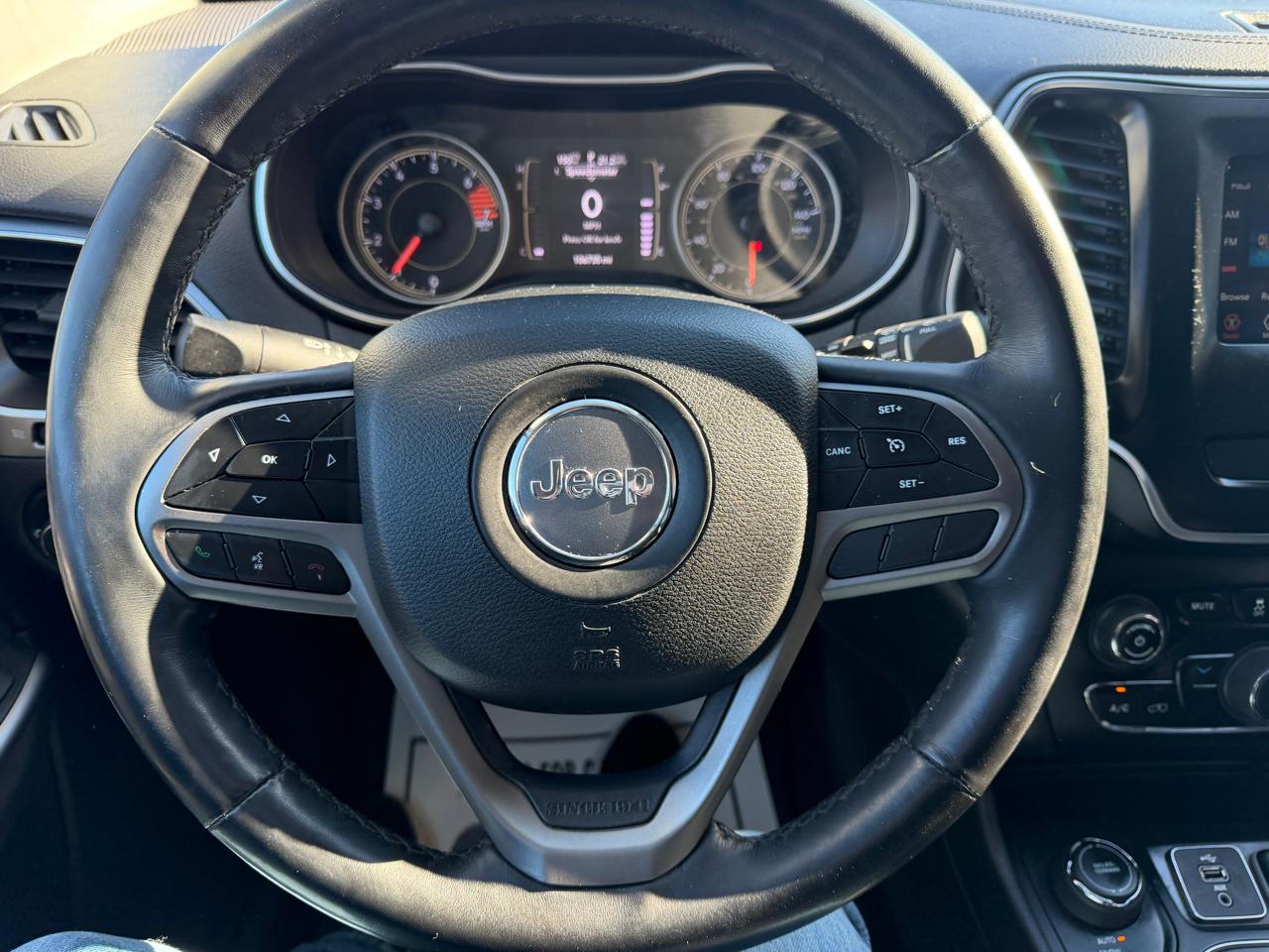 Jeep Cherokee Latitude Plus 4x4 2019