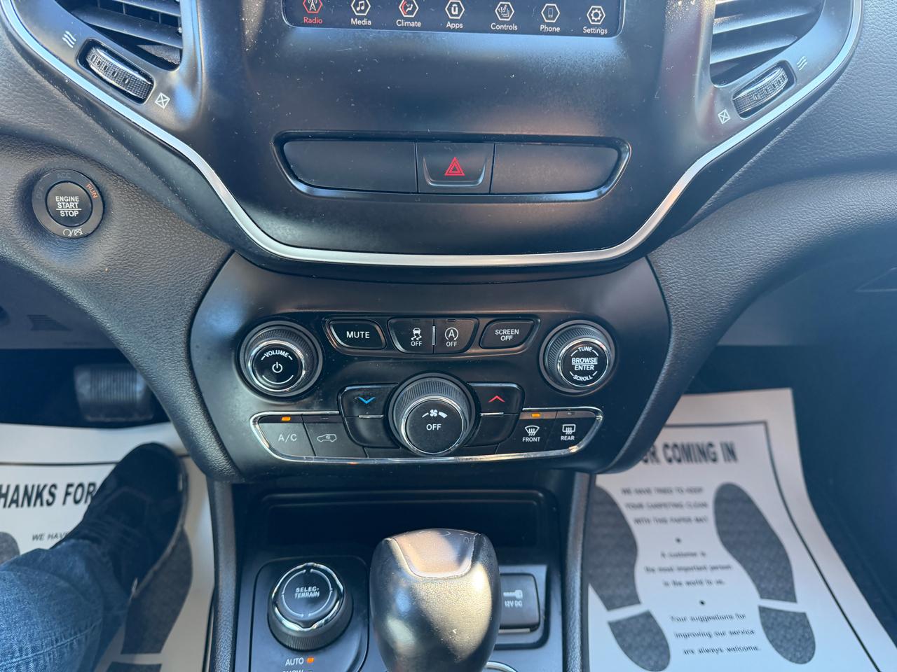 Jeep Cherokee Latitude Plus 4x4 2019