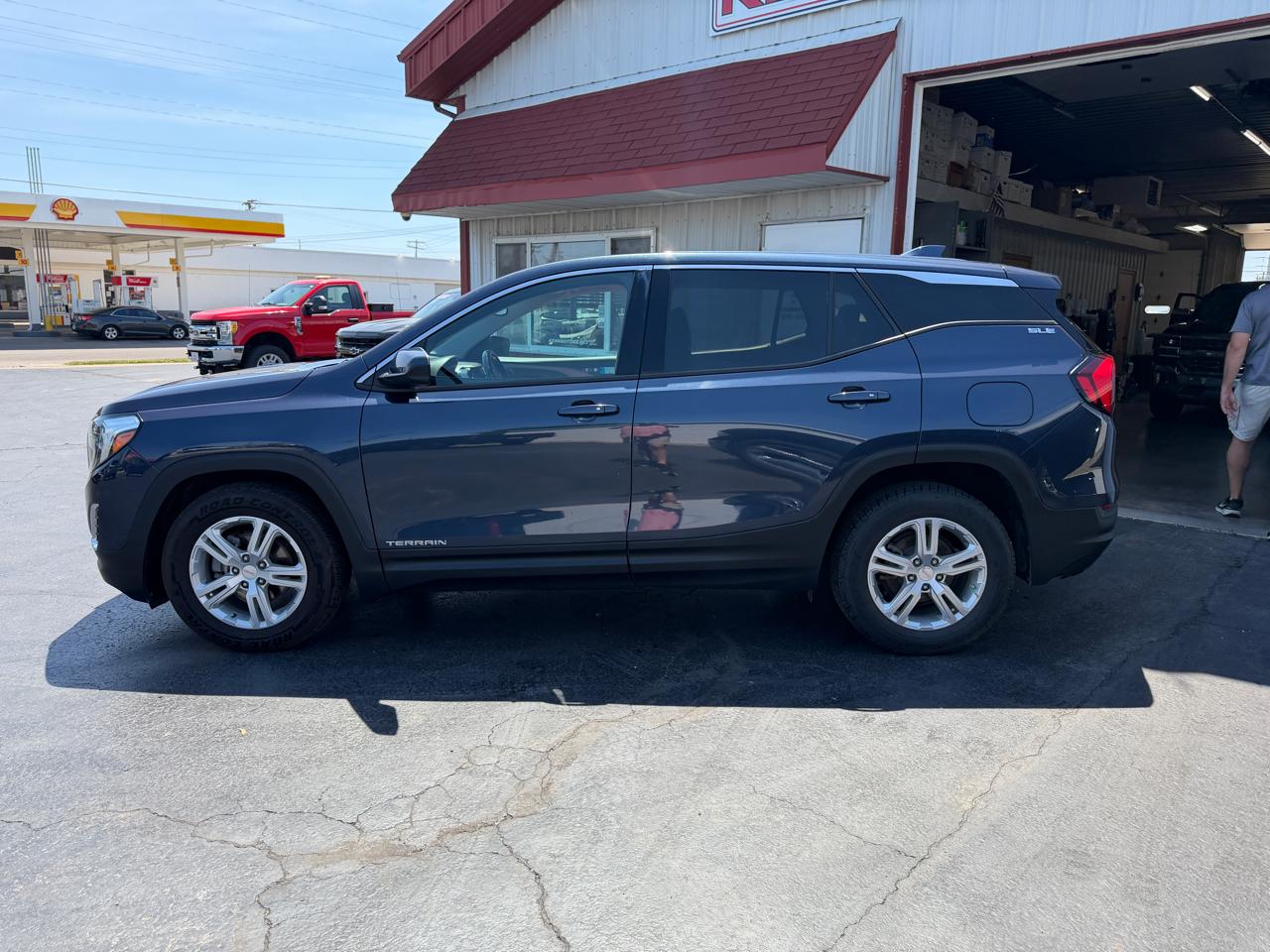GMC Terrain FWD 4dr SLE 2019