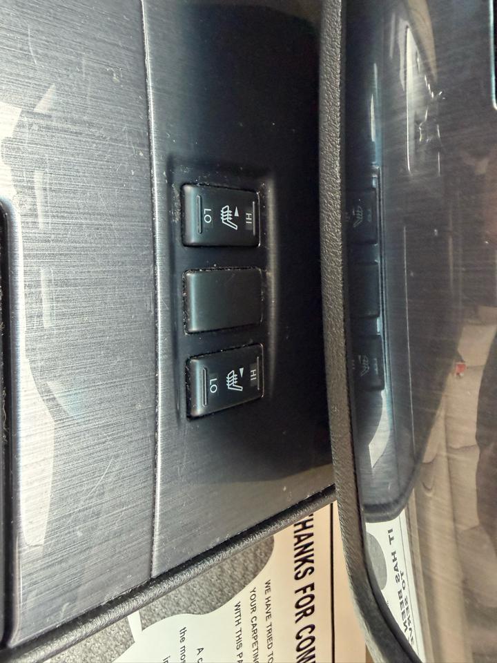 Nissan Maxima 4dr Sdn V6 CVT 3.5 SV 2012