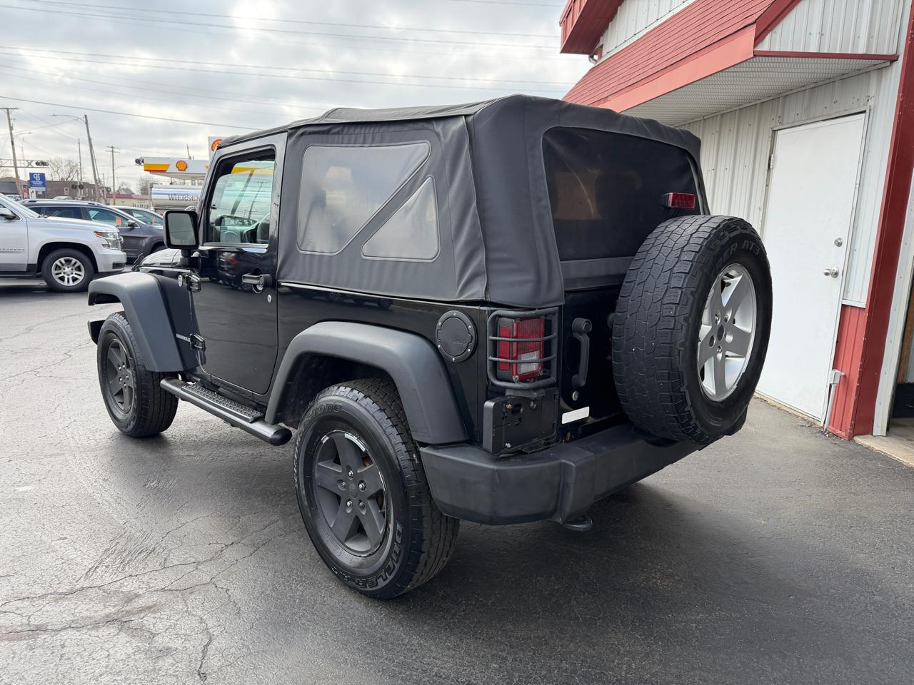 Jeep Wrangler 4WD 2dr Sport 2010