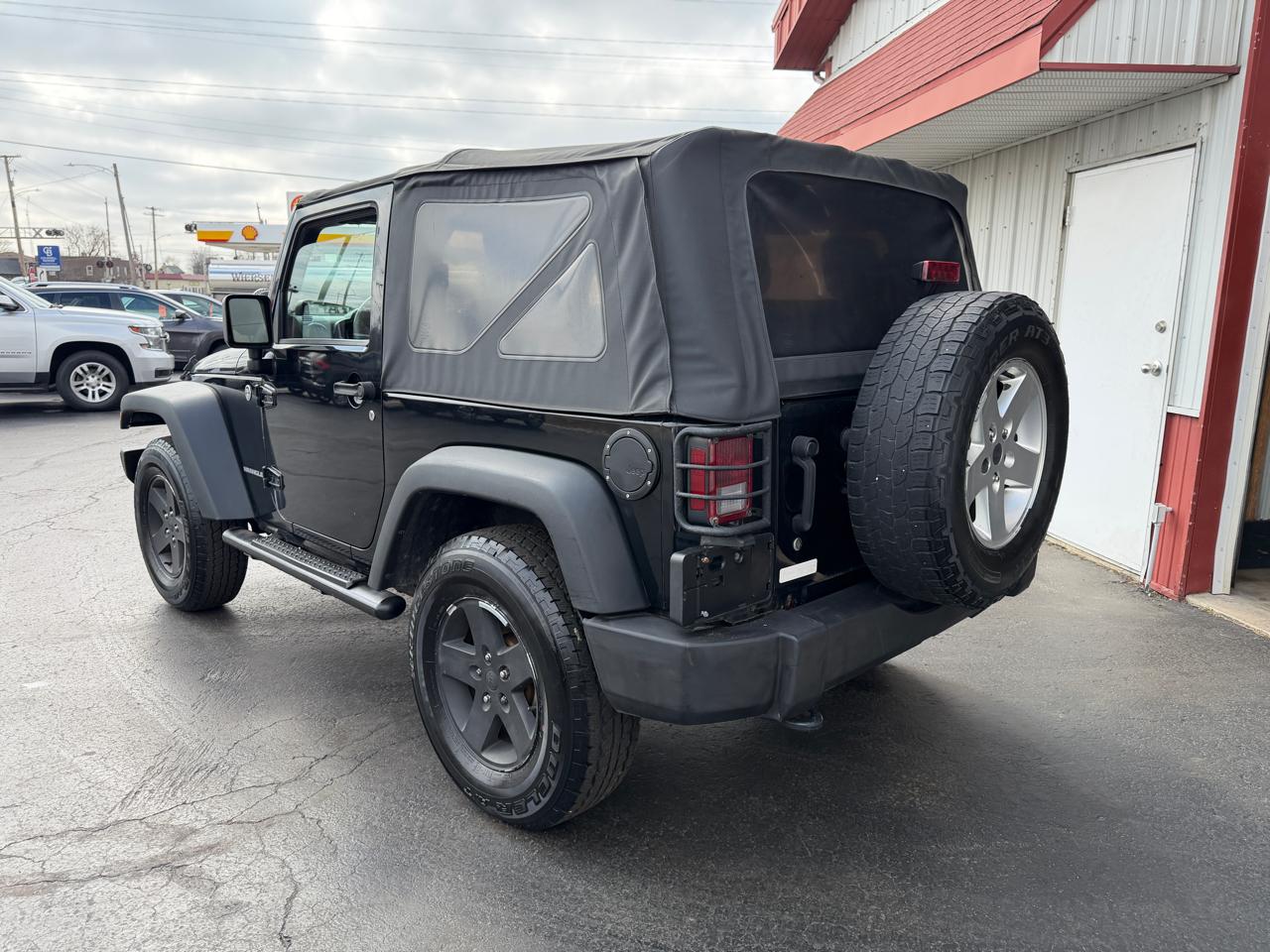 Jeep Wrangler 4WD 2dr Sport 2010