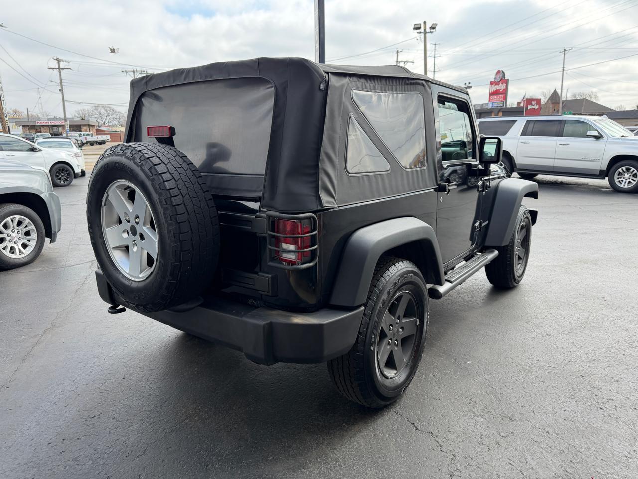 Jeep Wrangler 4WD 2dr Sport 2010