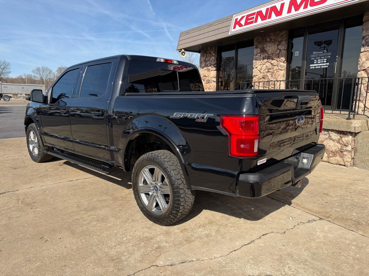 Ford F-150 4WD SuperCab 163" XLT 2019