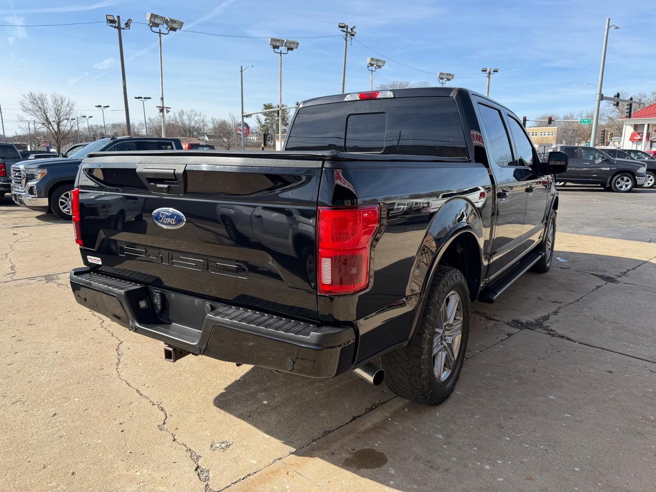 Ford F-150 4WD SuperCab 163" XLT 2019