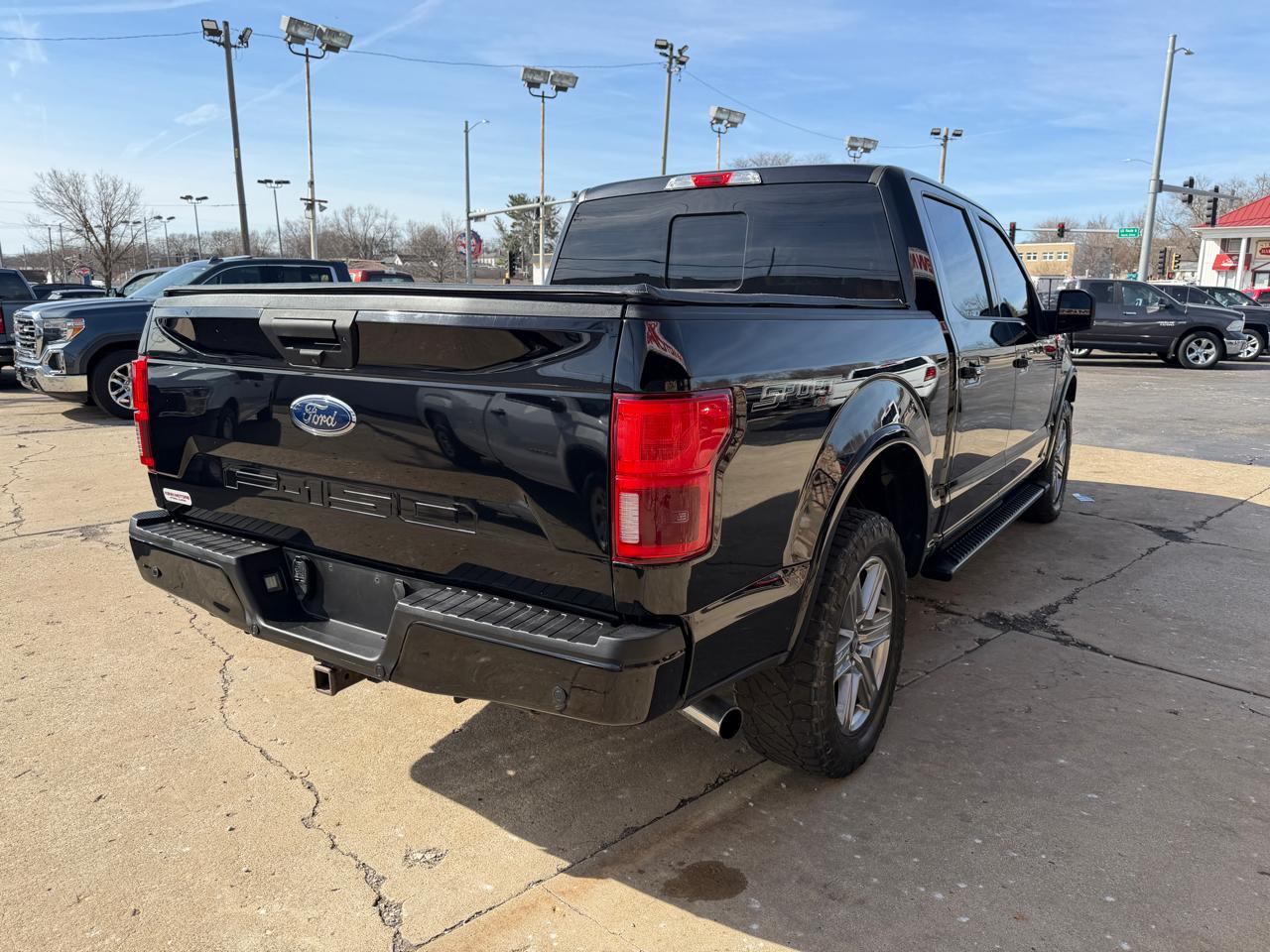 Ford F-150 4WD SuperCab 163" XLT 2019
