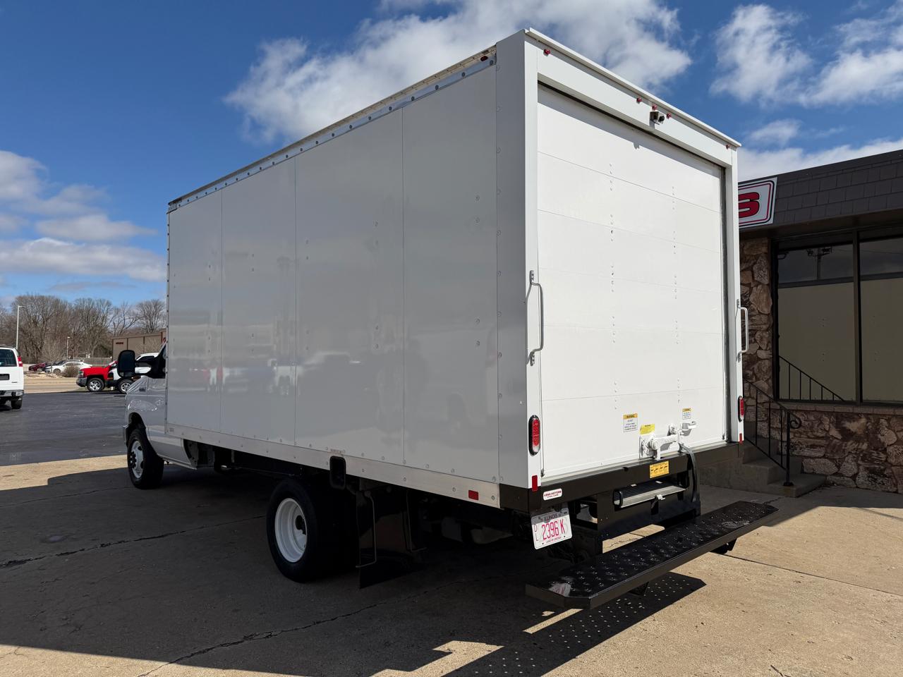 Ford E-Series Cutaway E-450 DRW 158" WB 2023