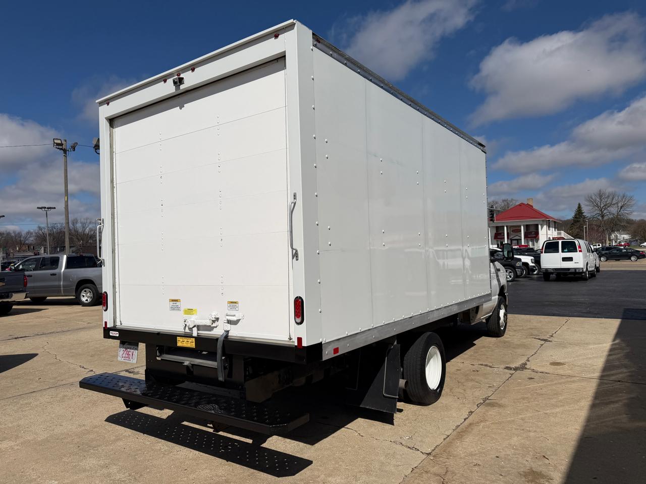 Ford E-Series Cutaway E-450 DRW 158" WB 2023