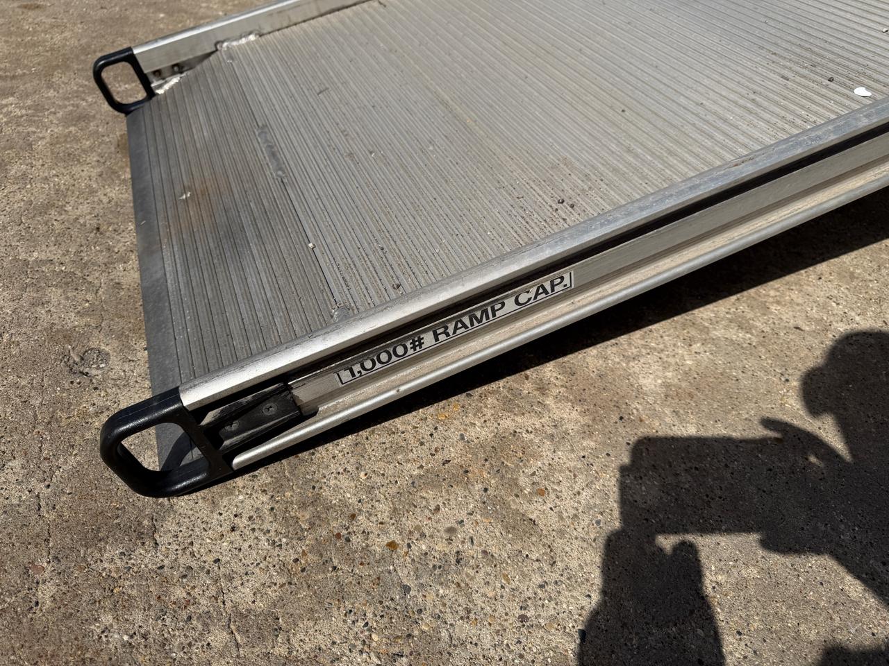 Ford E-Series Cutaway E-450 DRW 158" WB 2023