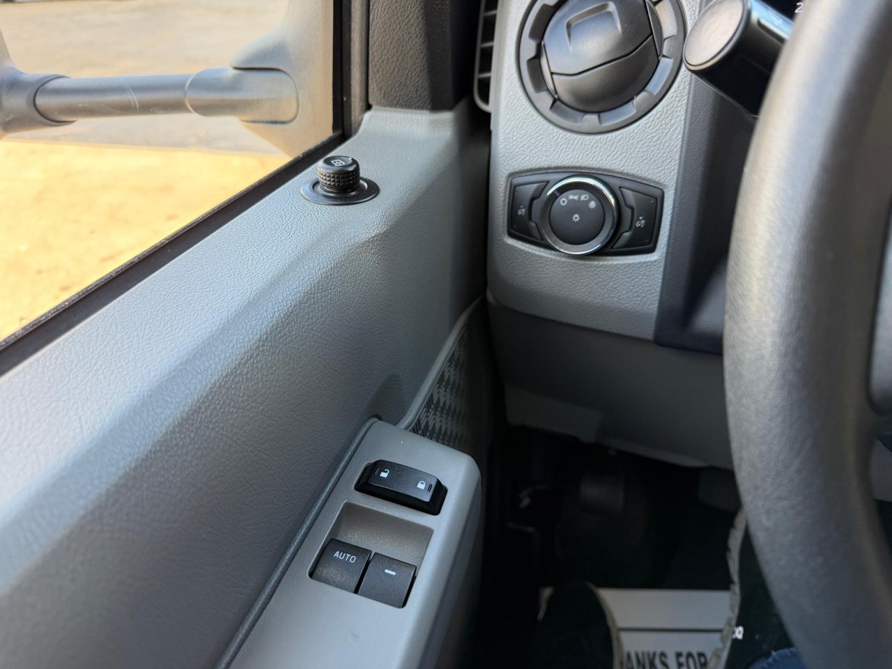 Ford E-Series Cutaway E-450 DRW 158" WB 2023