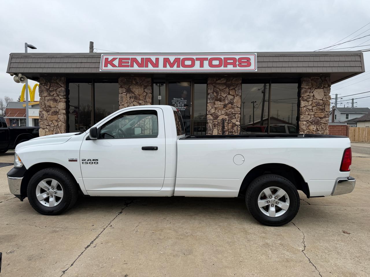 RAM 1500 2WD Reg Cab 140.5" Tradesman 2018