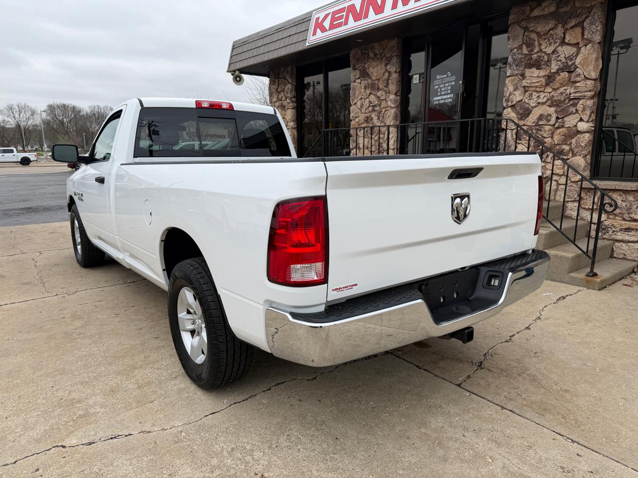 RAM 1500 2WD Reg Cab 140.5" Tradesman 2018