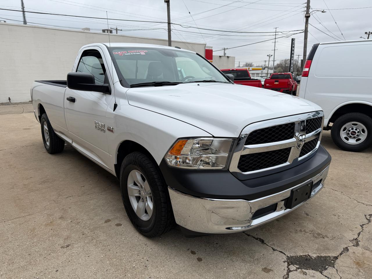 RAM 1500 2WD Reg Cab 140.5" Tradesman 2018