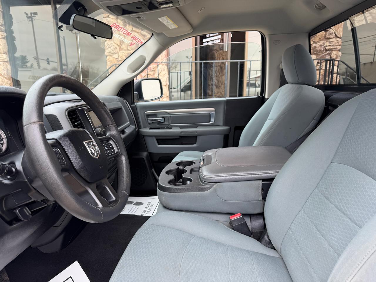 RAM 1500 2WD Reg Cab 140.5" Tradesman 2018