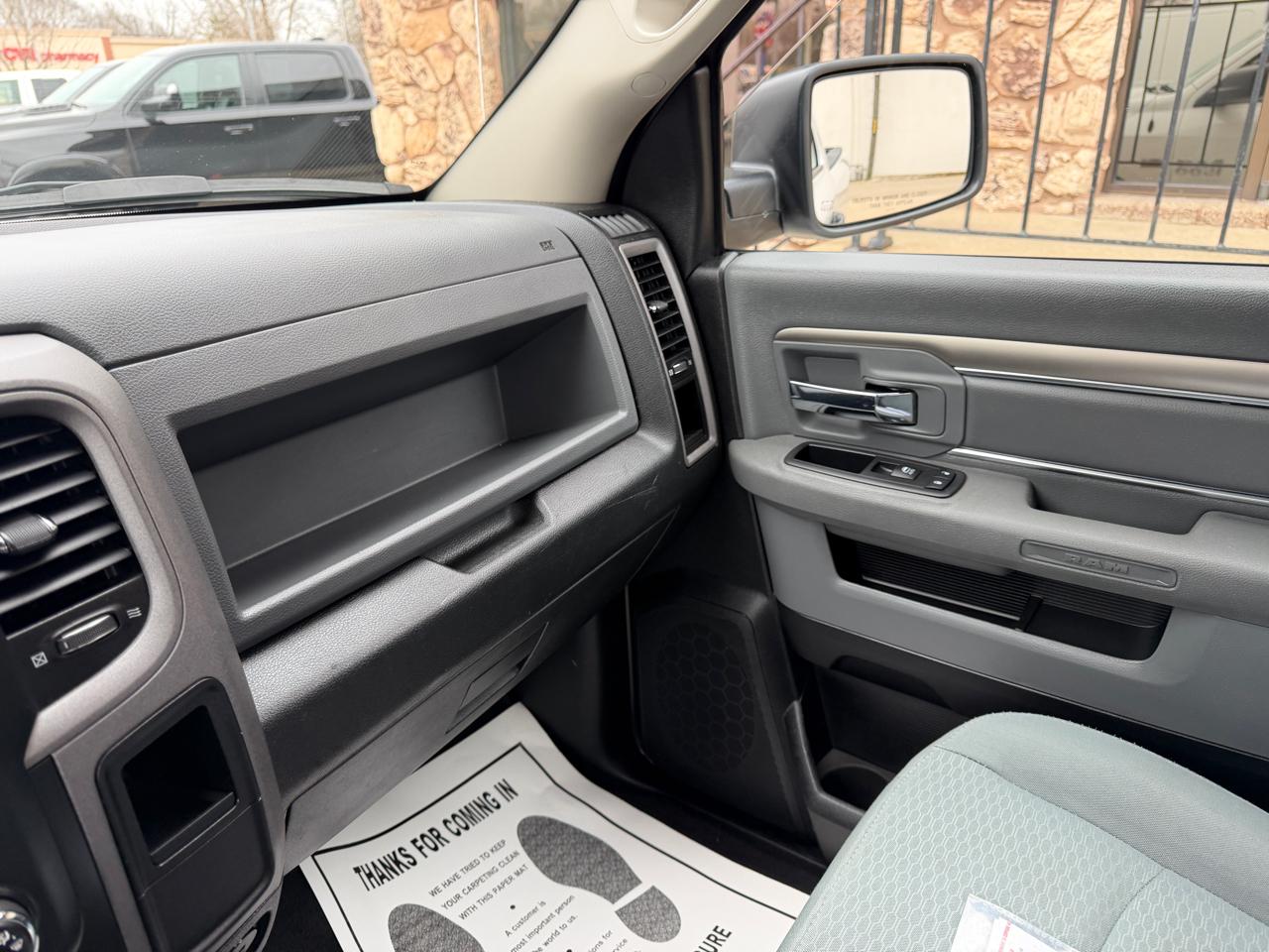 RAM 1500 2WD Reg Cab 140.5" Tradesman 2018